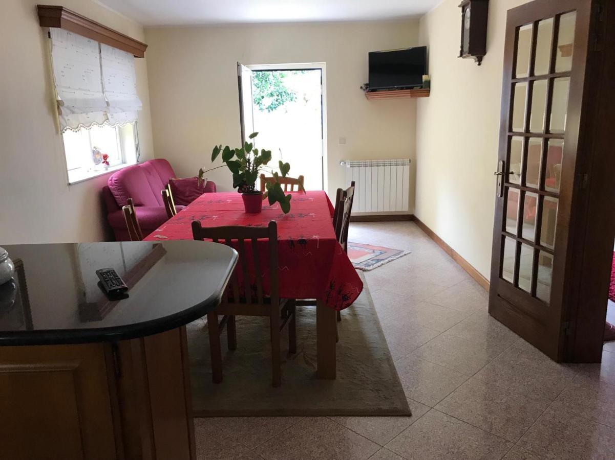 Moradia Com Piscina T4 Βίλα Εσποσέντε Εξωτερικό φωτογραφία